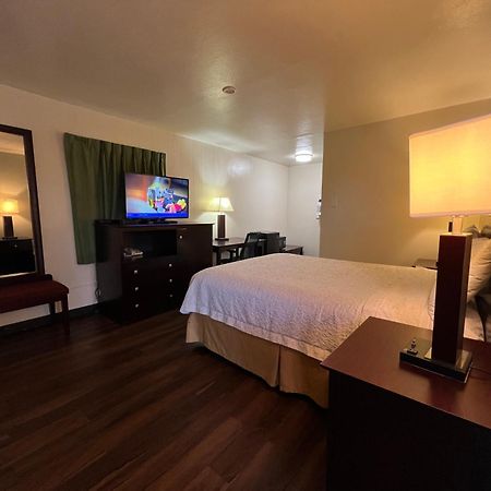 Riverside Motel Vancouver Extérieur photo