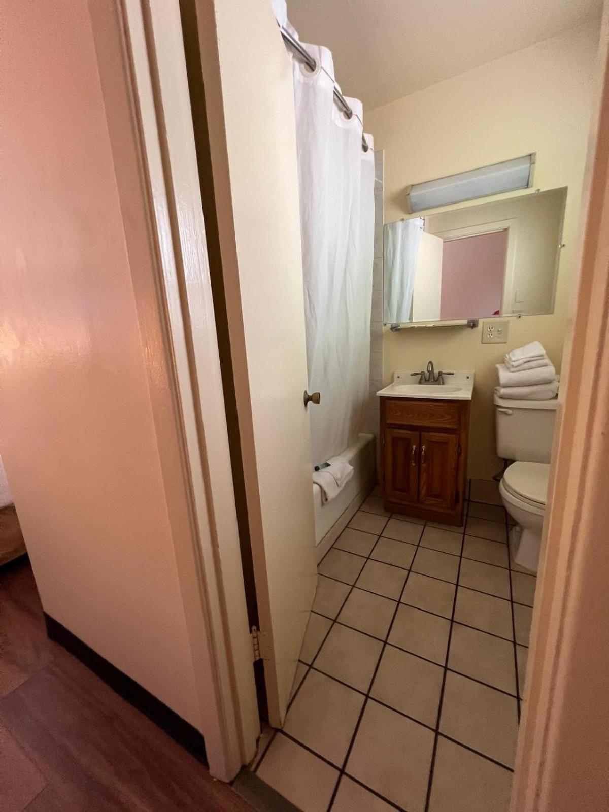 Riverside Motel Vancouver Extérieur photo